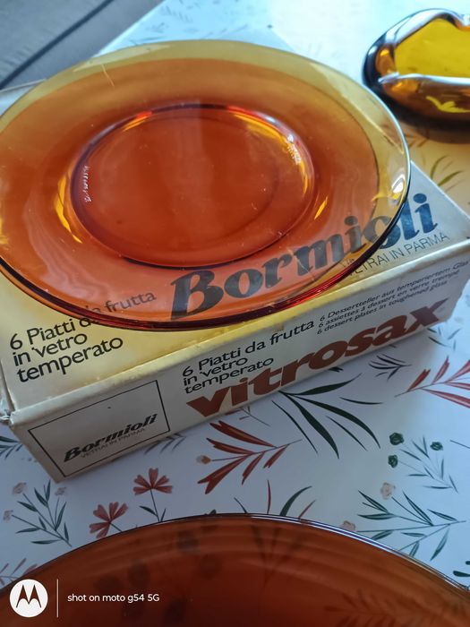 Сервизи за хранене, за чай, за кафе, купички, ваза, пепелник, DURALEX,