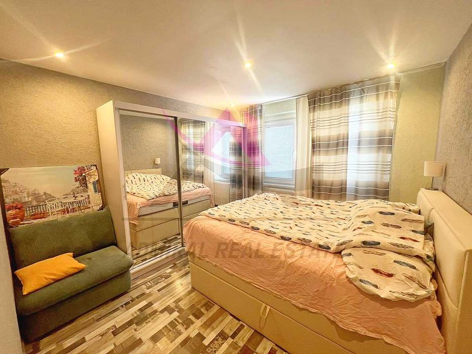 Дава се под наем Тристаен апартамент в Варна, Базар Левски - 100 кв.м за 800 € - Снимка #2