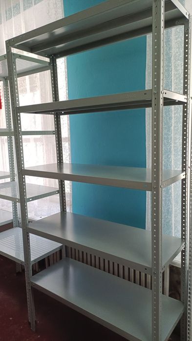 Продам стеллажи разные