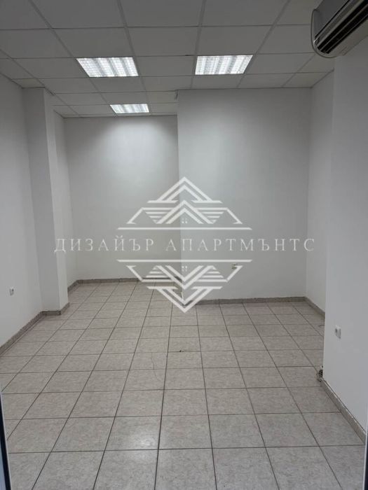 Търговско помещение 20 кв.м на партер – подходящо за офис, кабинет ил