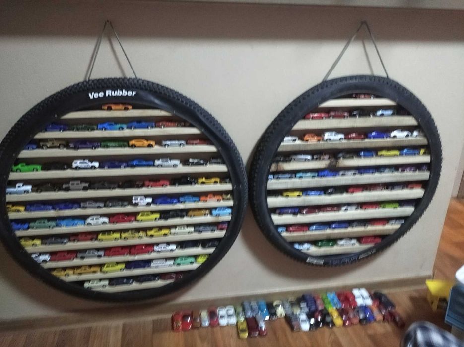 Етажерка рафт за детски колички