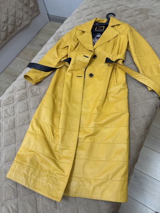 Плащ кожаный тренч