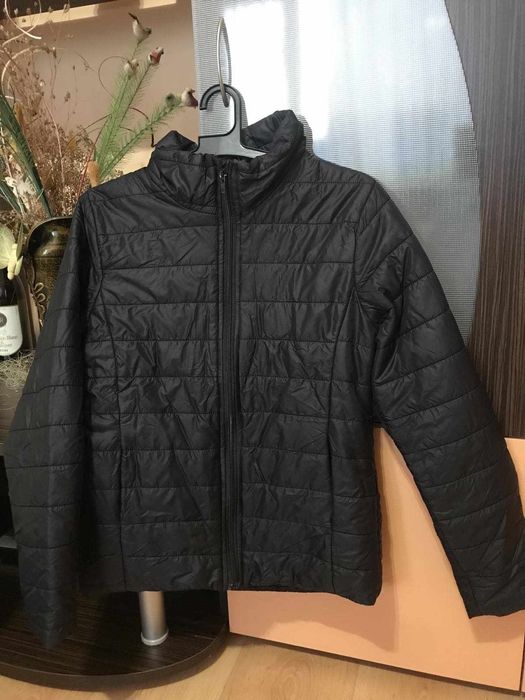 Пролетно тънко яке