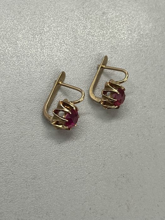 Золотые серьги 583