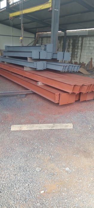 Structurii hale metalice pe stoc