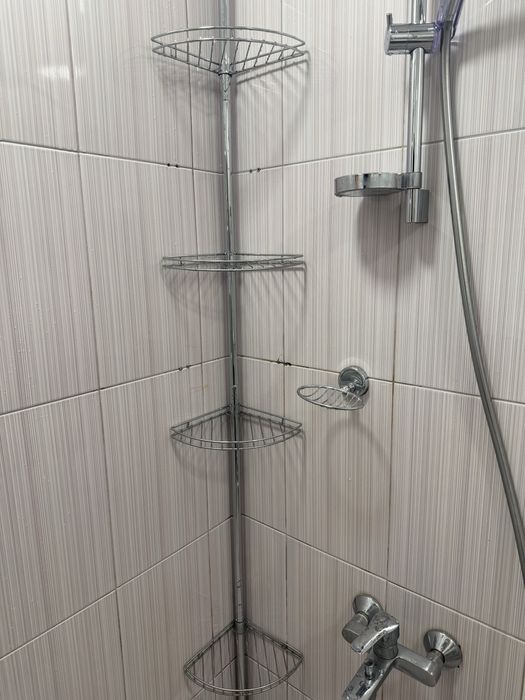 Етажерка за баня