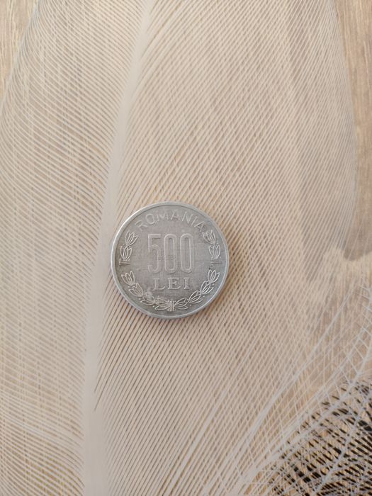 Vând monedă 500 de lei