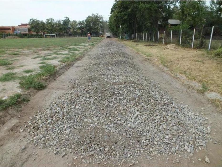 Livram sectorul 5:Nisip balast pietris pamant vegetal/beton concasat