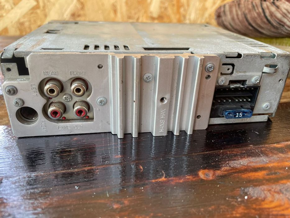 Продам сабвуфер , моноблок ,усилитель deaf bonce mahete urall jvc