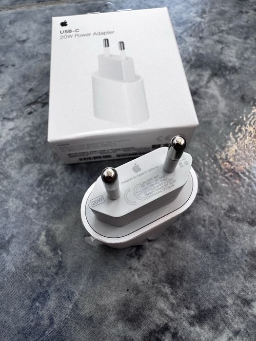 Adaptor Apple 20W