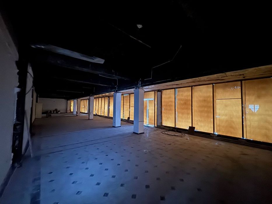 Ц-2 Консерватория | 844кв - нежилое помещение вдоль дороги Продажа