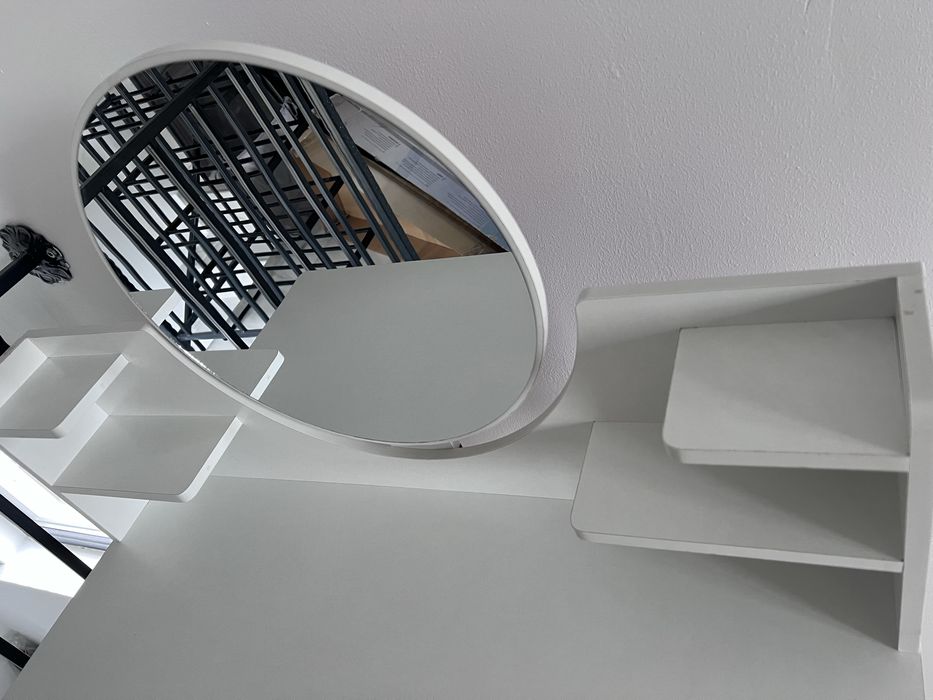 Măsuță de machiaj