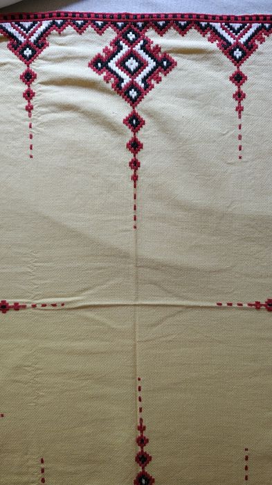 Продавам стари покривки