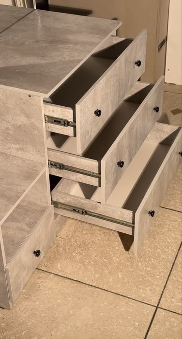 Спальная кровать