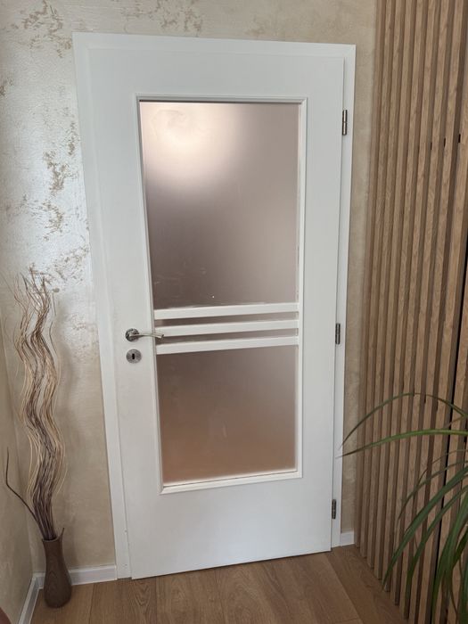 Интериорна врата