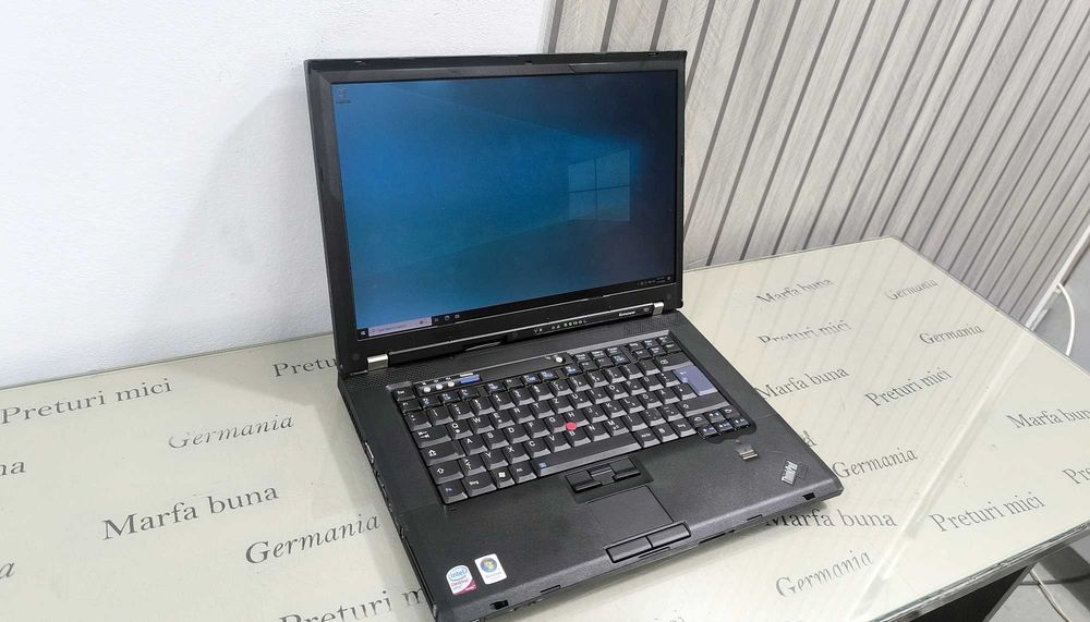 Laptop Lenovo T61 - functional, instalat