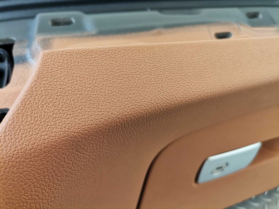 Ново Табло BMW 5 G30 G31 G38 Lci HUD Cognac гума