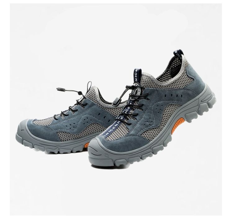 Рабочие кроссовки