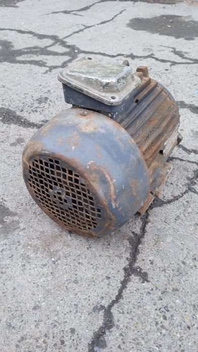 Продам электро мотор