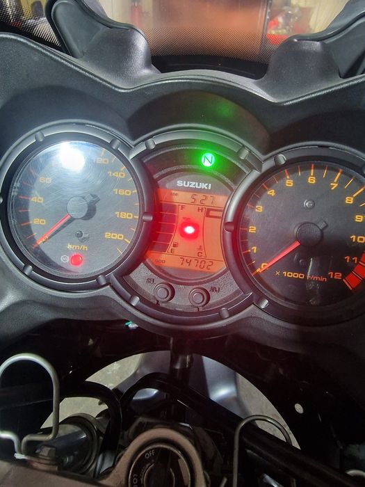 Suzuki  V strom  abs 650