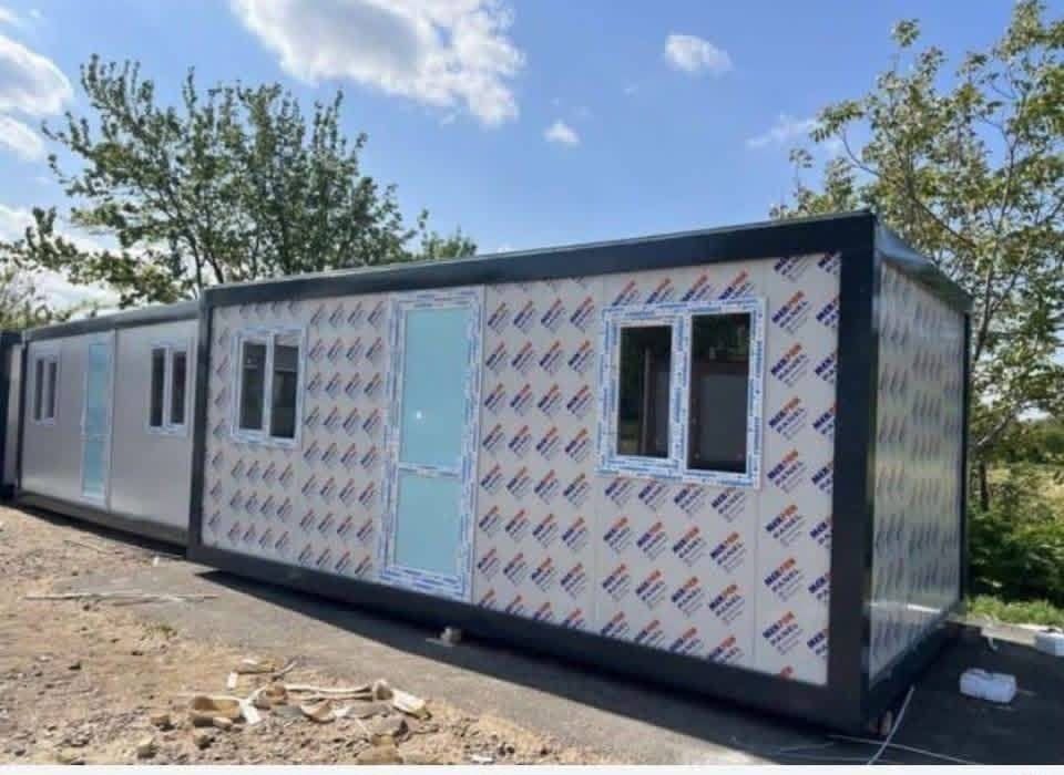 Vând containere modulare