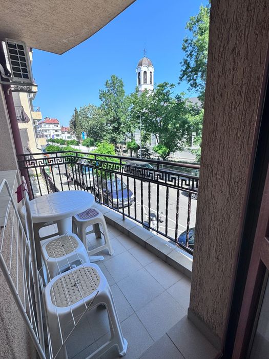 Апартамент под наем