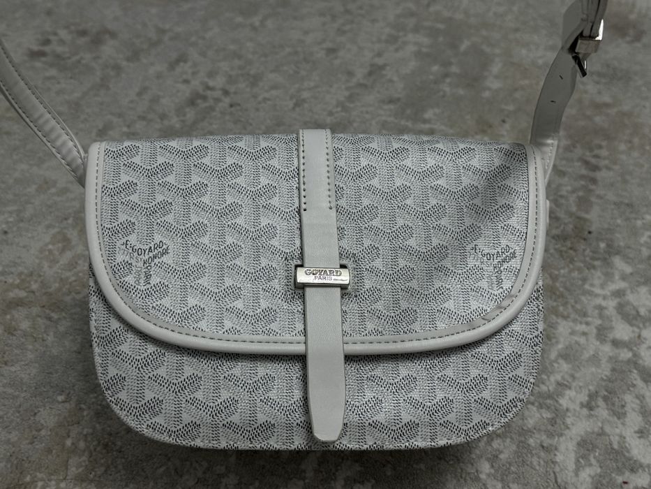 продам сумку Goyard