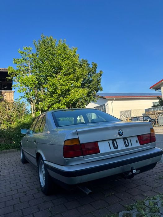 BMW E34 520i – 1990 | 2.0 Benzină | 6 cilindri în linie
