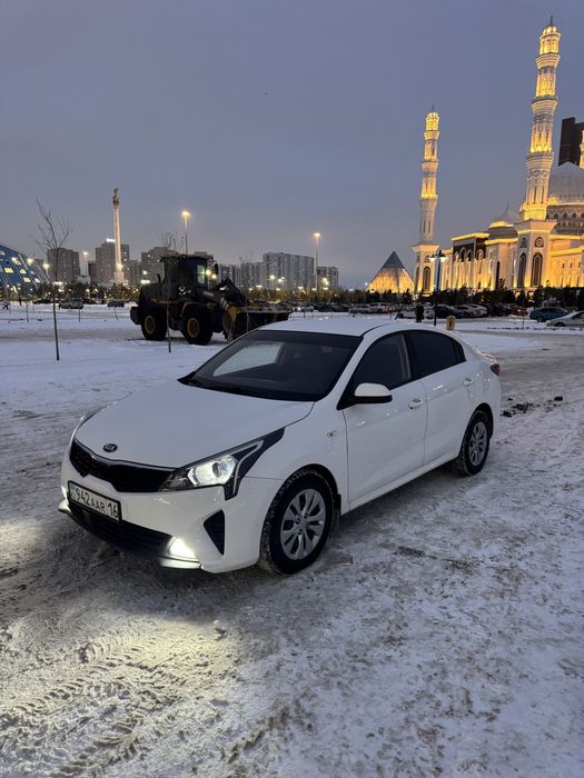 Прожается Kia Rio