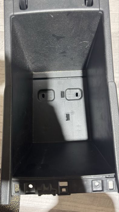 Подлокотник Hyundai 	Sonata DN8 2021