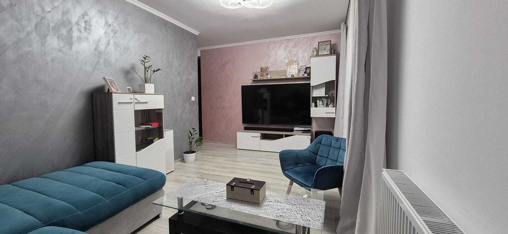 Proprietar vand apartament 3 camere 68.5m utili