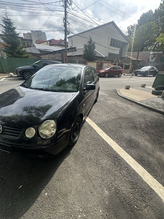 Volkswagen Polo 1.4 benzina, aer conditionat, geamuri electrice , 185.000 Km Reali