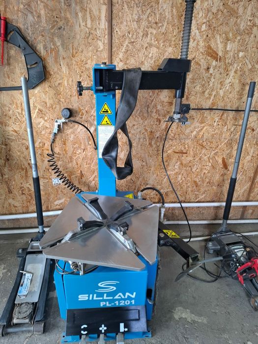 Продам станки шиномонтажные