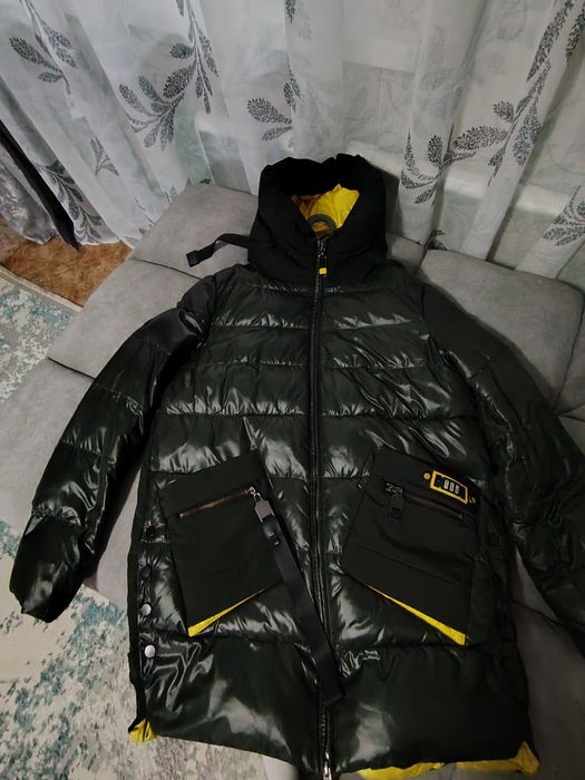 Продам, зимний костюм и куртку.