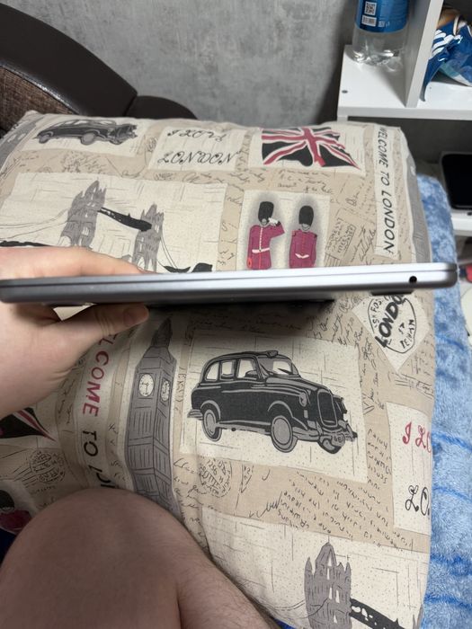 MacBook Air M2, 2022. 13,6 дюймов