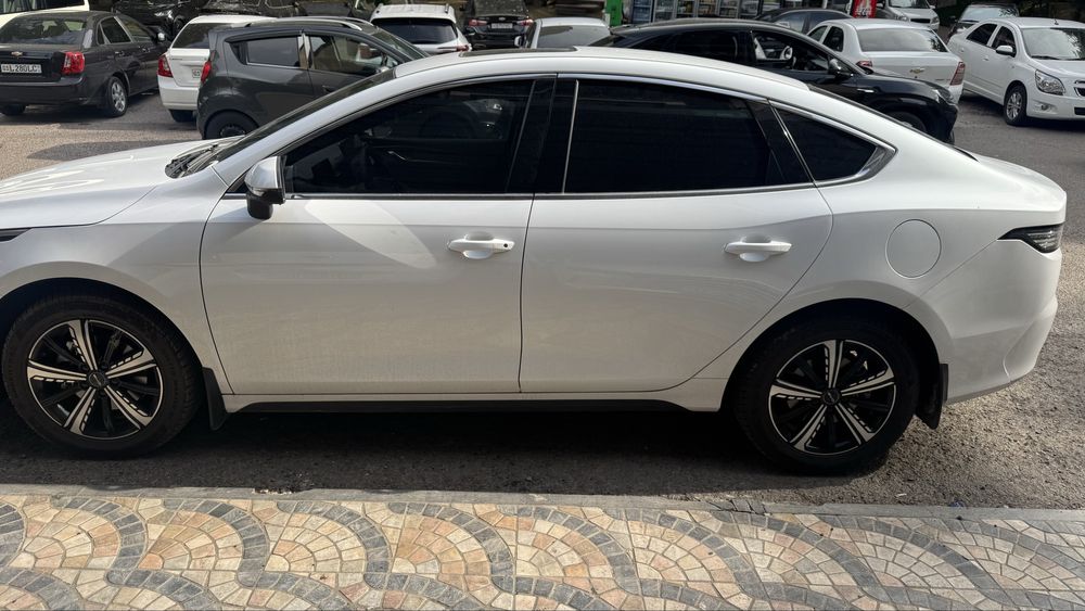 Byd chazor sotiladii toza 4 poz