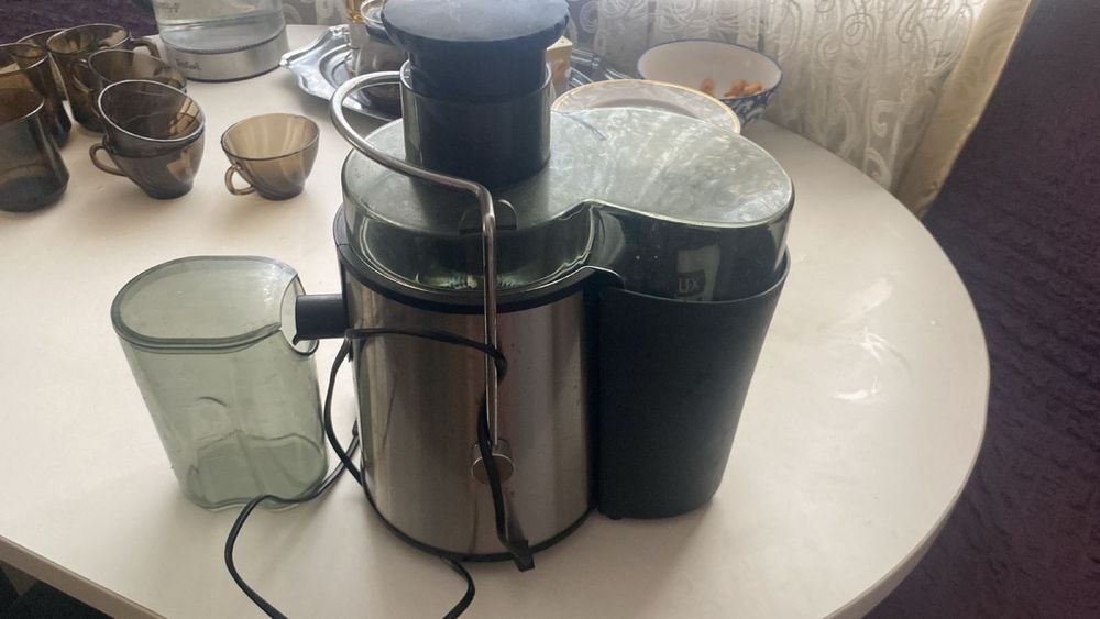 Продам соковыжималку