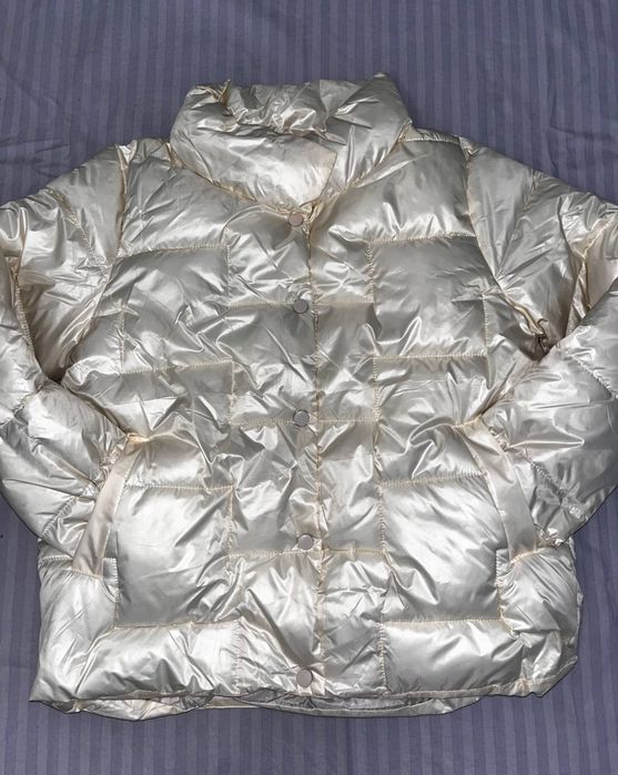 Продам осенние куртки