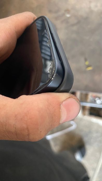 Продам Iphone 14
