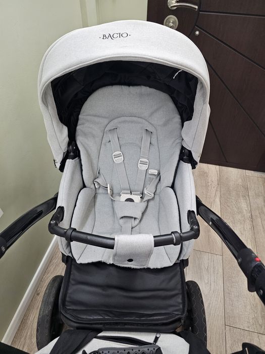 Детска количка Milu Kids Bacio - светло сива