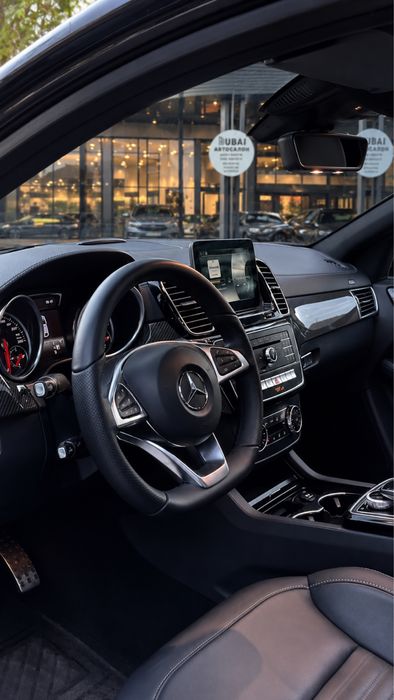 Mercedes Benz GLE 43 AMG