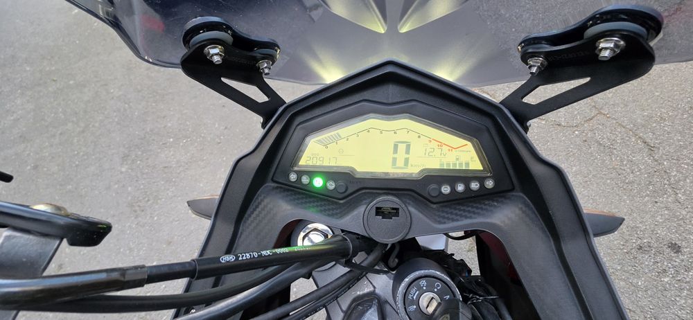 Vând motocicletă SYM NHT 125