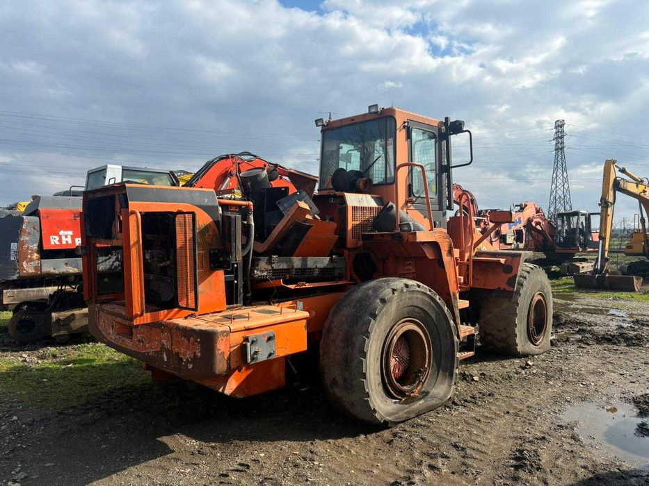 Pompa hidraulica  incarcator frontal Doosan DL 300 piese