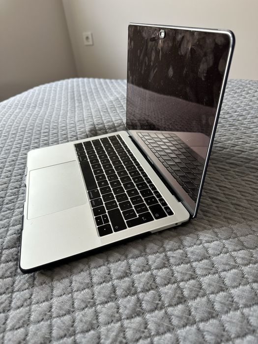 Лаптоп Macbook Pro 13 inch