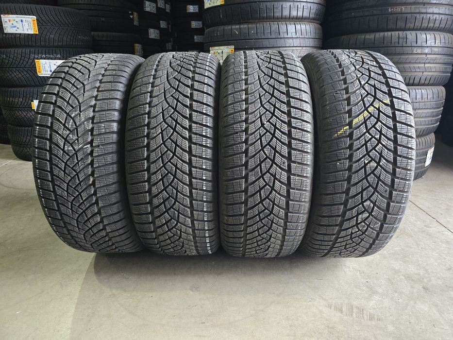 255/45/20 GOODYEAR 4бр