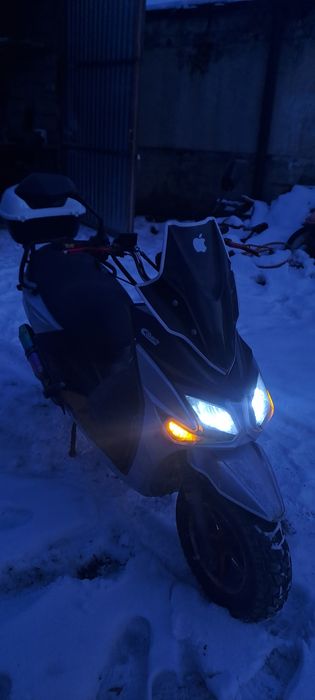 Продаетчя самурай в хорошем состаянии