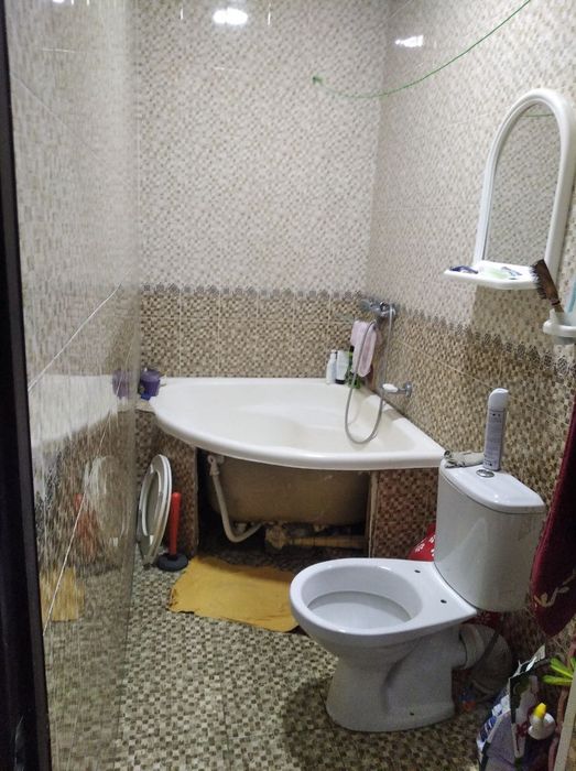 Продается квартира Мирзоулугбекский район Карасу улица Авайхон 54