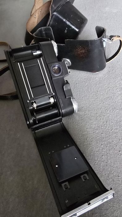 Aparat foto Zenit E cu obiectiv Pentacon 50 cu 1.8
