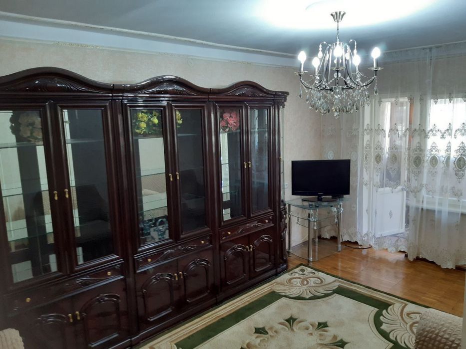 Аренда Максим горький 2х комнат срочно