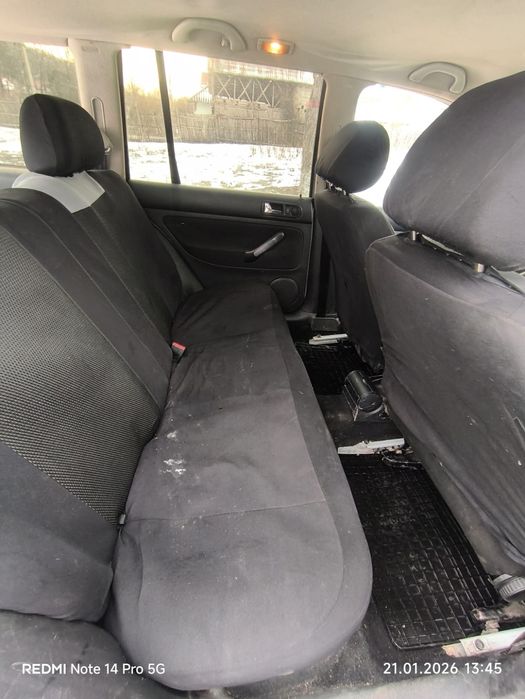 Vând golf 4 break 1.9